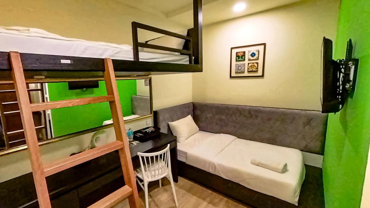 Bishop Hotel Джорджтаун Экстерьер фото