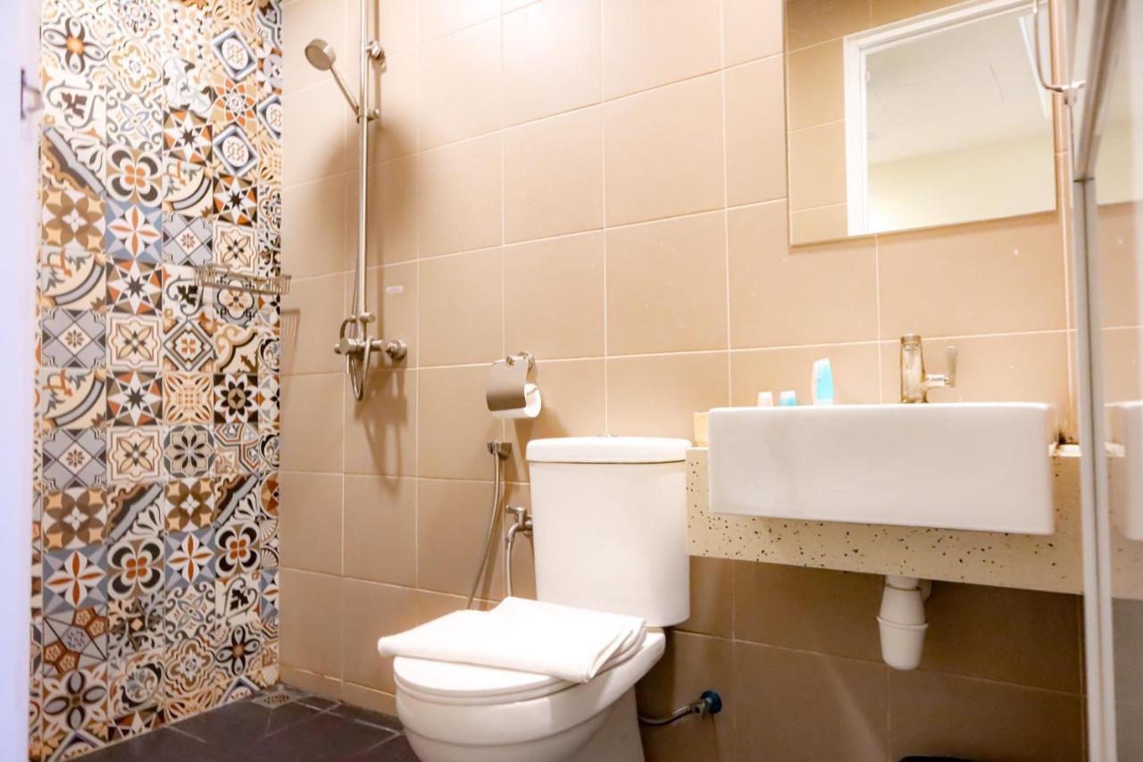 Bishop Hotel Джорджтаун Экстерьер фото