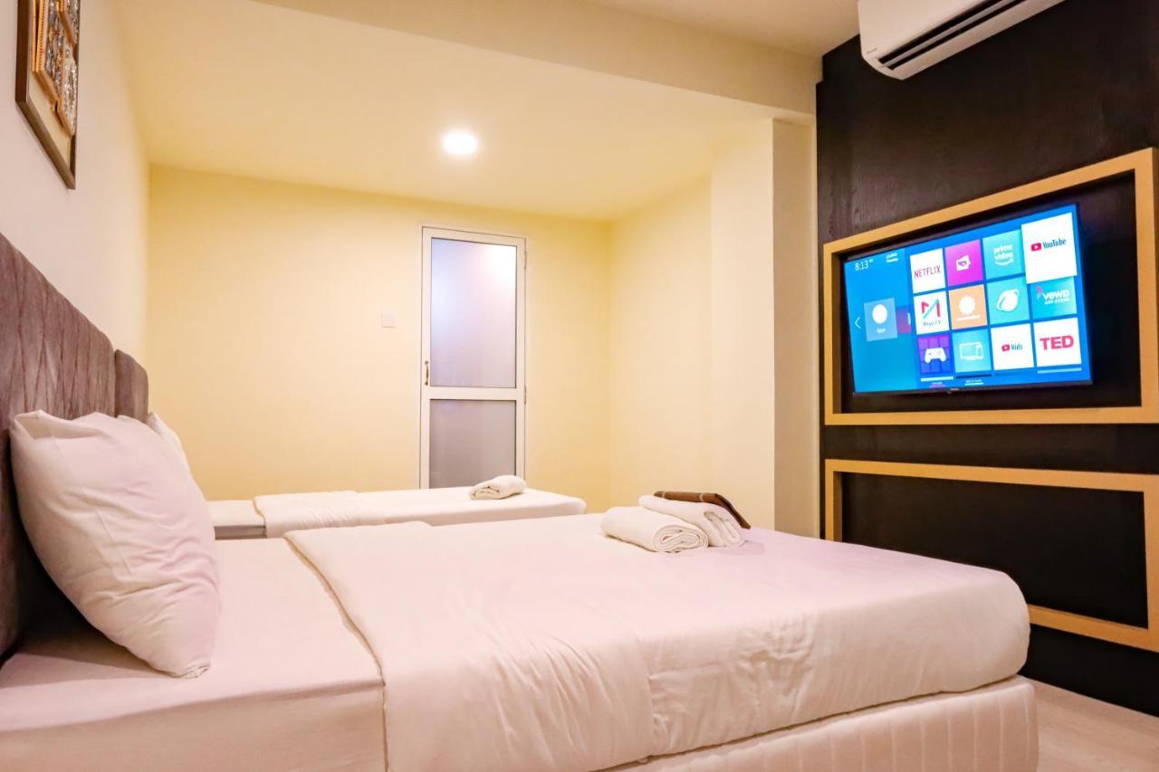 Bishop Hotel Джорджтаун Экстерьер фото